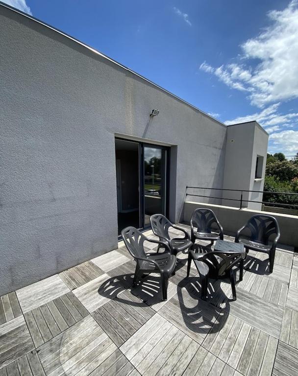 Maison Moderne Avec Piscine Chauffee Dans La Baie Du Mont St Michel 200M2 Yquelon Bagian luar foto